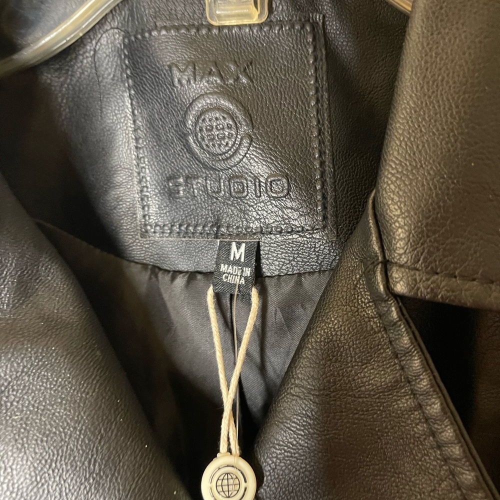 Max Studio Sleek Faux Black Leather Biker Jacket Sz M NWT - Picture 5 of 5